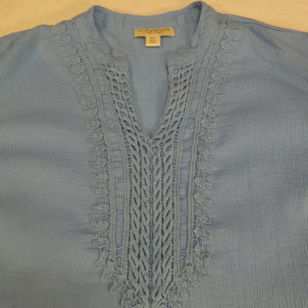Appleseed's 3/4 length sleeve lightweight blouse - Picture 3 of 7